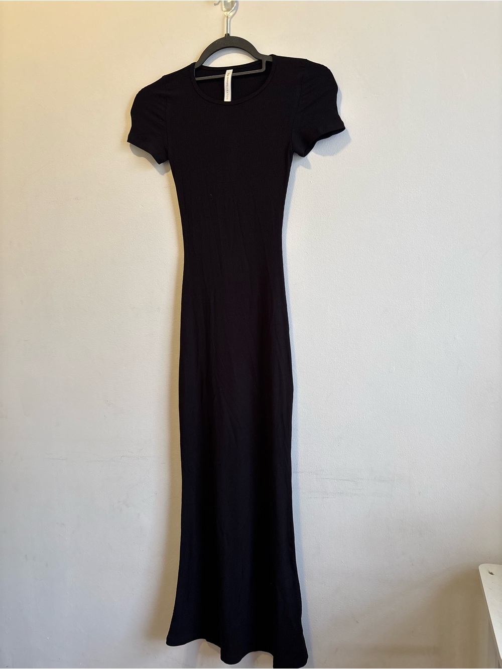 Babaton Black Short-Sleeve Maxi Dress